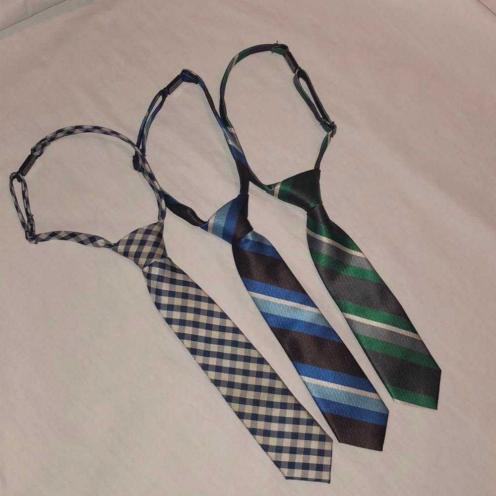 The Children’s Place ties 6-18months Bundle of 3